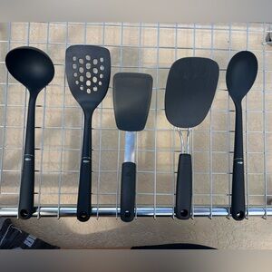 OXO Good Grips 5-Piece Kitchen Utensil Set – Black
